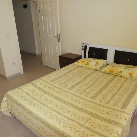 Appartement 2+1 Merkeze Yakin Havuzlu Daire Alanya