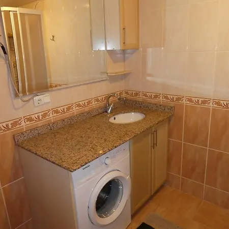 2+1 Merkeze Yakin Havuzlu Daire Alanya